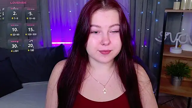 Snapshot of EffyEvansy chatting on February 20, 2025, 11:20 am EffyEvansy online show from February 20, 2025, 11:20 am