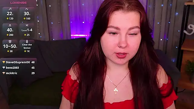 Snapshot of EffyEvansy chatting on March 8, 2025, 3:13 pm EffyEvansy online show from March 8, 2025, 3:13 pm