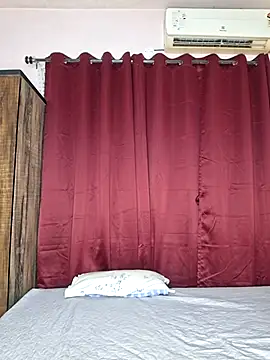 Garima G online show from November 25, 2025, 3:56 pm