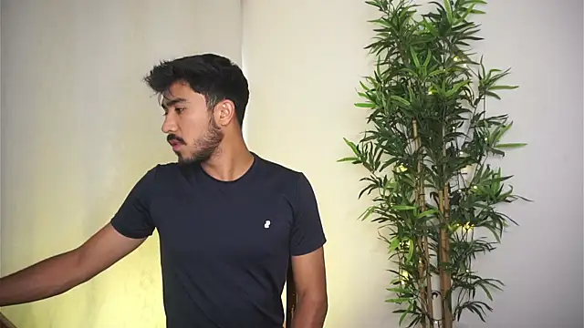 dam0n fr0st online show from October 3, 2025, 8:28 pm