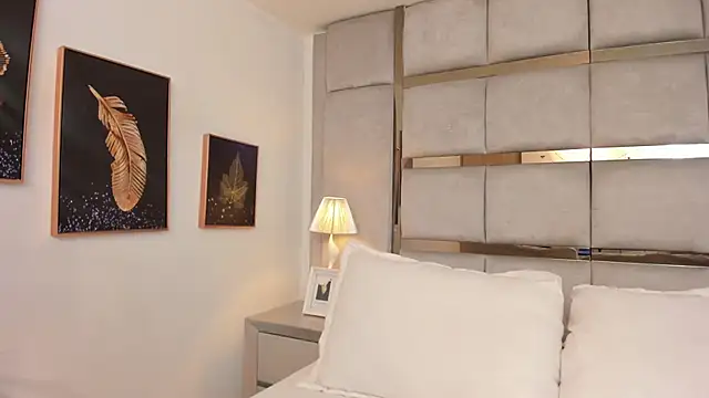 AmbarJensen online show from October 2, 2025, 12:45 pm