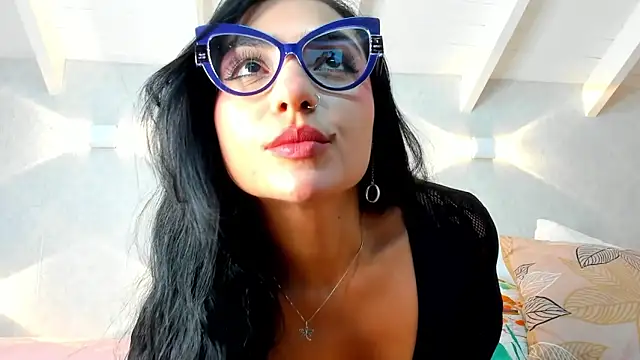 AnnieSofiia online show from March 2, 2026, 8:15 pm