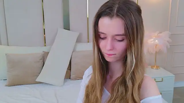 MarybethSnow online show from April 18, 2026, 5:17 pm