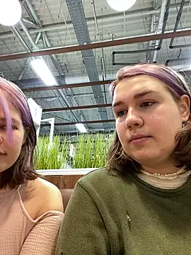 SuzieMurray online show from December 26, 2024, 9:33 am