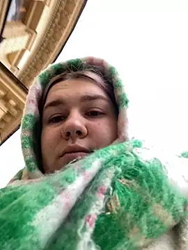 SuzieMurray online show from February 1, 2025, 7:36 am