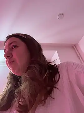 SuzieMurray online show from February 26, 2026, 8:24 am