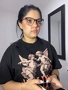 Snapshot of kimberlyhills1 chatting on October 12, 2025, 6:12 am kimberlyhills1 online show from October 12, 2025, 6:12 am