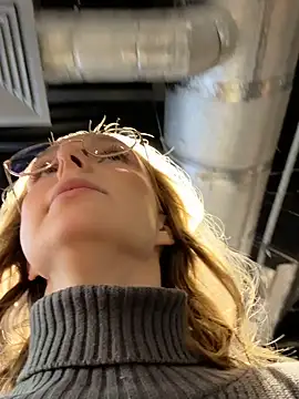 CaseyStar online show from February 3, 2025, 9:30 am