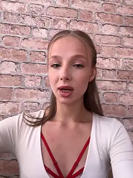 CaseyStar online show from September 24, 2025, 11:35 am