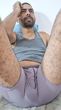 Snapshot of Alsaud1106 chatting on March 13, 2025, 5:50 pm Alsaud1106 online show from March 13, 2025, 5:50 pm