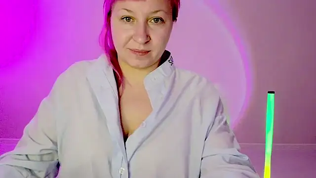 Snapshot of sarakatherin chatting on January 15, 2025, 6:54 am sarakatherin online show from January 15, 2025, 6:54 am