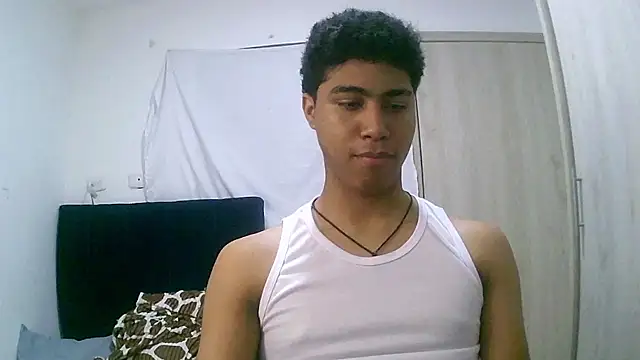 sexy diamante  online show from March 9, 2026, 6:06 am