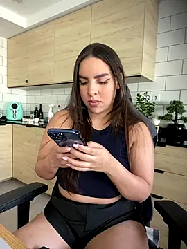 brazilianbbinuk online show from November 25, 2025, 2:06 pm