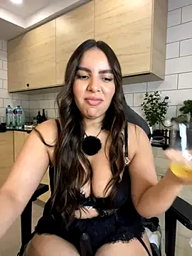 brazilianbbinuk online show from November 27, 2025, 9:50 pm