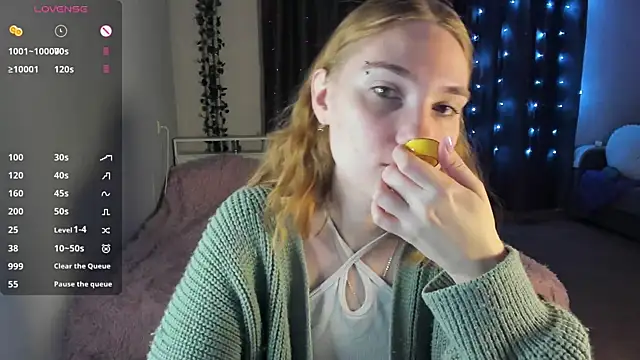 ReddHotPipper online show from January 16, 2025, 1:06 am