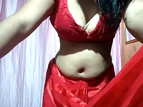 poojaxxx65 online show from January 16, 2025, 5:44 pm