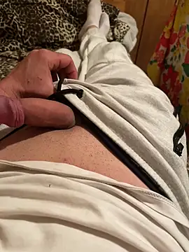 lora19922 online show from April 19, 2026, 5:23 pm