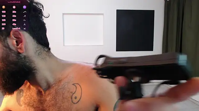 Snapshot of Drogamma chatting on February 8, 2025, 5:18 am Drogamma online show from February 8, 2025, 5:18 am