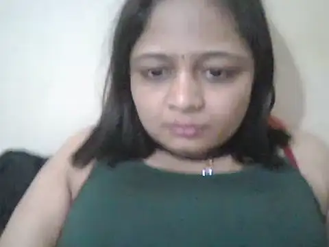 Snapshot of manvi199407 chatting on December 4, 2024, 5:44 pm manvi199407 online show from December 4, 2024, 5:44 pm