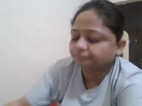 Snapshot of manvi199407 chatting on December 6, 2024, 4:14 am manvi199407 online show from December 6, 2024, 4:14 am