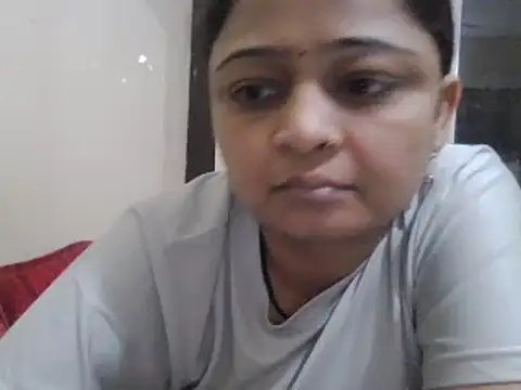 Snapshot of manvi199407 chatting on December 6, 2024, 4:49 pm manvi199407 online show from December 6, 2024, 4:49 pm