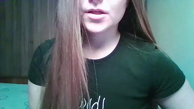 Evasapples online show from February 5, 2026, 6:01 pm