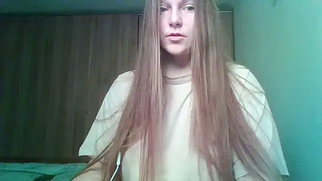 Evasapples online show from February 15, 2026, 12:36 pm