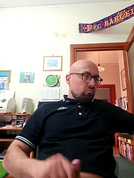darione 90 online show from May 12, 2026, 4:48 pm