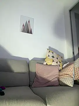 Tayra Pradit online show from February 20, 2026, 6:26 am