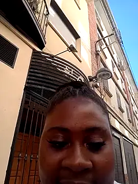 KennyBigWoman online show from October 27, 2025, 1:37 pm