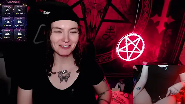 BrandiWRLD 999 online show from October 24, 2025, 6:37 pm