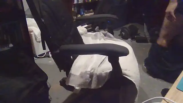 Chef-Munchies69 online show from October 30, 2025, 4:03 am