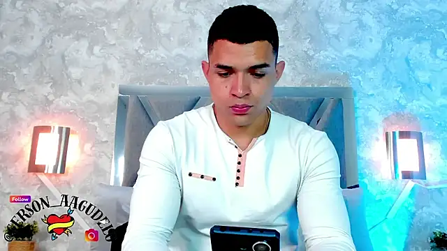 Snapshot of gerson_zt chatting on February 10, 2025, 3:03 am gerson zt online show from February 10, 2025, 3:03 am