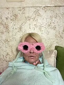 Gardener of Illusions online show from January 30, 2025, 9:14 pm