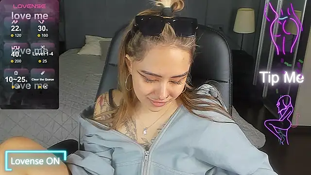 baby  kim online show from October 9, 2025, 9:07 am