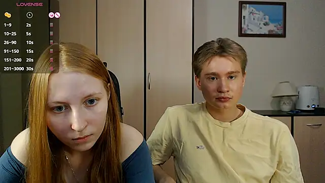 Snapshot of AliceStoneJhonyStone chatting on February 4, 2025, 6:27 pm AliceStoneJhonyStone online show from February 4, 2025, 6:27 pm