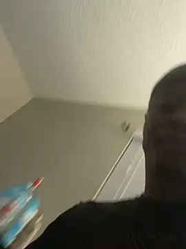 megstarzxxx online show from October 5, 2025, 12:42 am