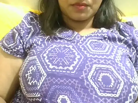 Snapshot of Sexy-Shalinii chatting on March 15, 2026, 1:17 pm Sexy-Shalinii online show from March 15, 2026, 1:17 pm