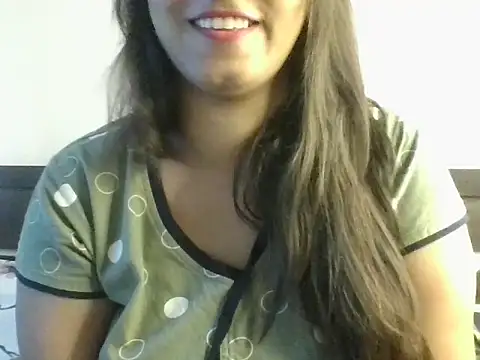 Snapshot of Sexy-Shalinii chatting on March 16, 2026, 9:24 am Sexy-Shalinii online show from March 16, 2026, 9:24 am