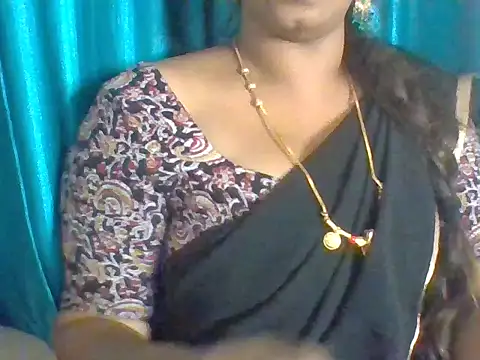 Snapshot of Sexy-Shalinii chatting on March 31, 2026, 5:13 pm Sexy-Shalinii online show from March 31, 2026, 5:13 pm