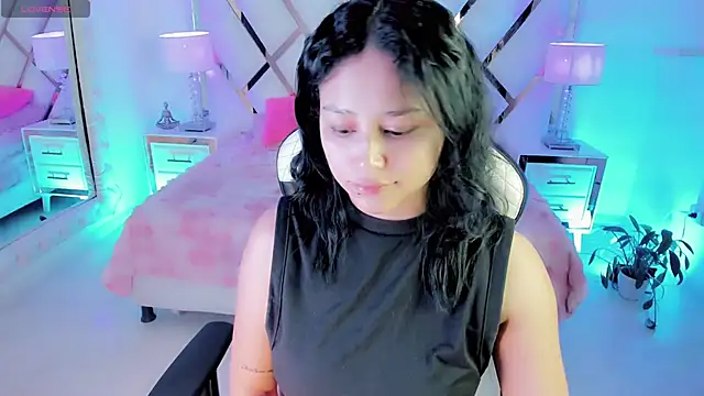 sexyy kitty18 online show from April 11, 2026, 3:44 am