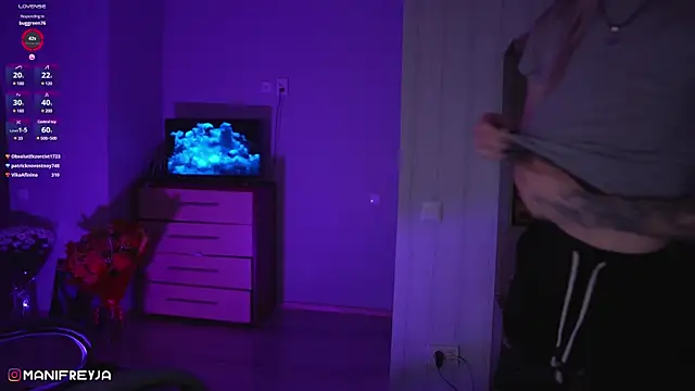 ManiFreyja online show from December 3, 2024, 2:36 am