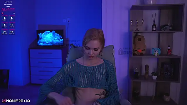 ManiFreyja online show from December 19, 2024, 1:18 am