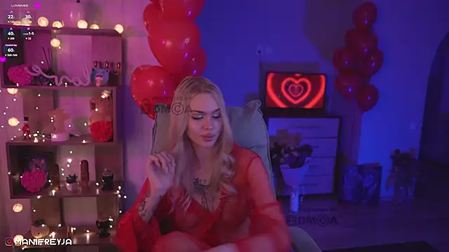 ManiFreyja online show from February 20, 2025, 3:45 am