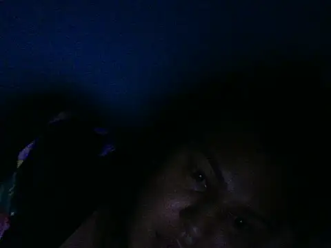 Snapshot of pornstarbrezillian chatting on January 17, 2025, 8:34 am pornstarbrezillian online show from January 17, 2025, 8:34 am
