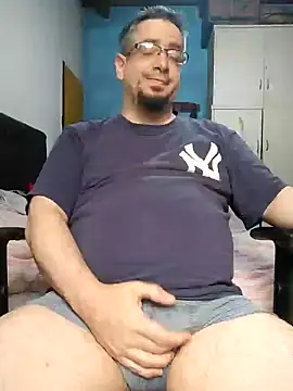 Snapshot of MrBig_2024 chatting on December 21, 2024, 7:27 pm MrBig 2024 online show from December 21, 2024, 7:27 pm