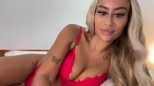 CoCo-Queen online show from October 17, 2025, 2:26 am