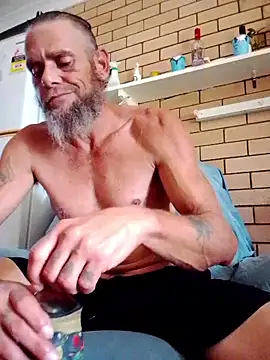 Deonlonely1 online show from April 8, 2026, 6:13 am