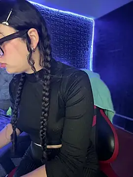 Paloma  LS online show from January 5, 2025, 10:29 pm