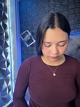 Paloma  LS online show from September 21, 2025, 7:15 pm